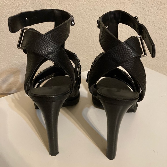 Karl Lagerfeld Paris “Bristol” heels. New w/box. Size 8.5. Gorgeous shoes!! - Picture 3 of 7